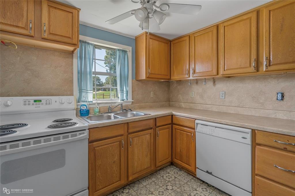 House in Vivian, Louisiana, United States 5 - 17952572