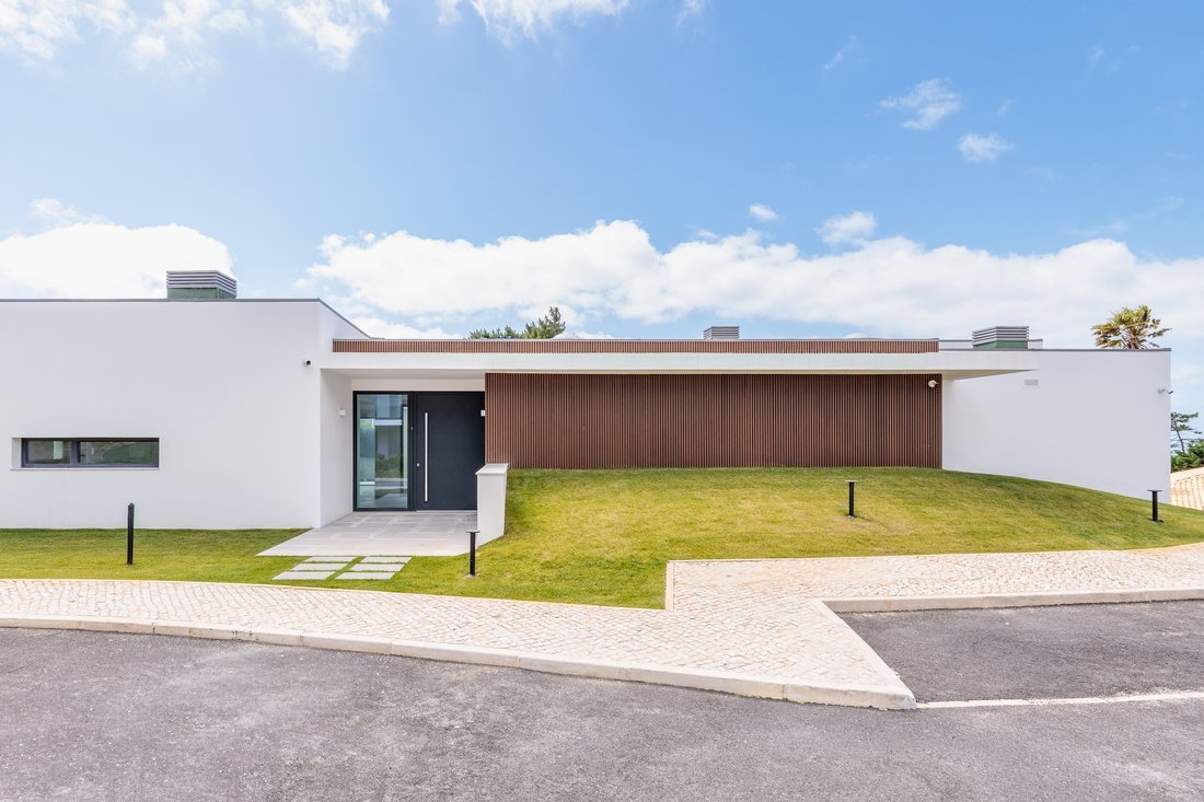 Villa in Colares, Lisbon, Portugal 2 - 17948764