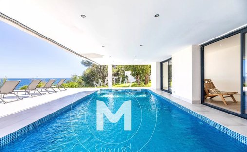 Villa en Sari-Solenzara, Córcega, Francia 1