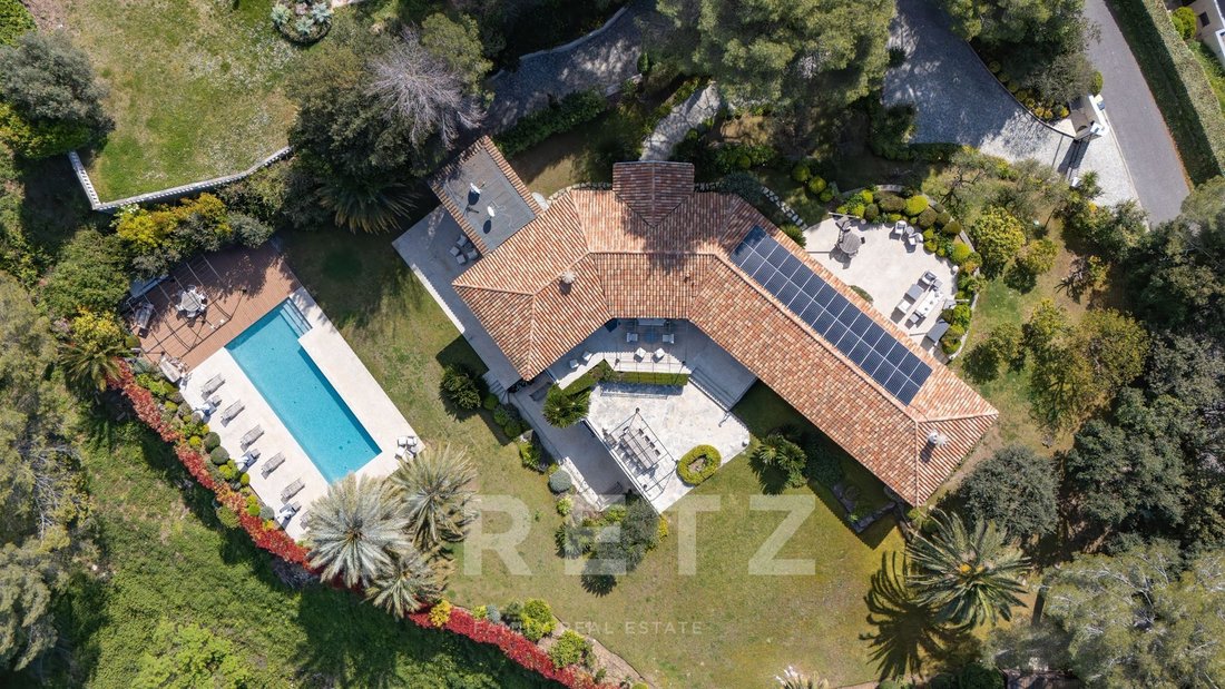 House in Mougins, Provence-Alpes-Côte d'Azur, France 2 - 17954299