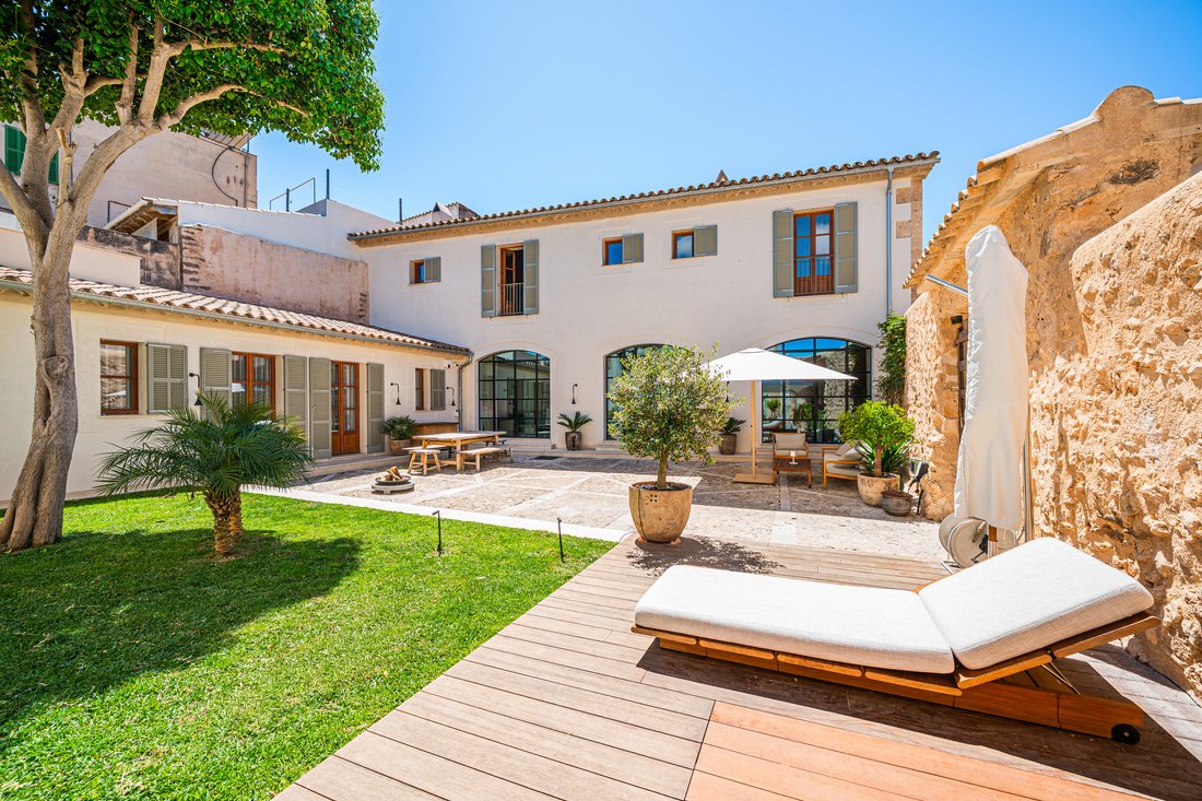 House in Santa Maria del Cami, Balearic Islands, Spain 2 - 17947304