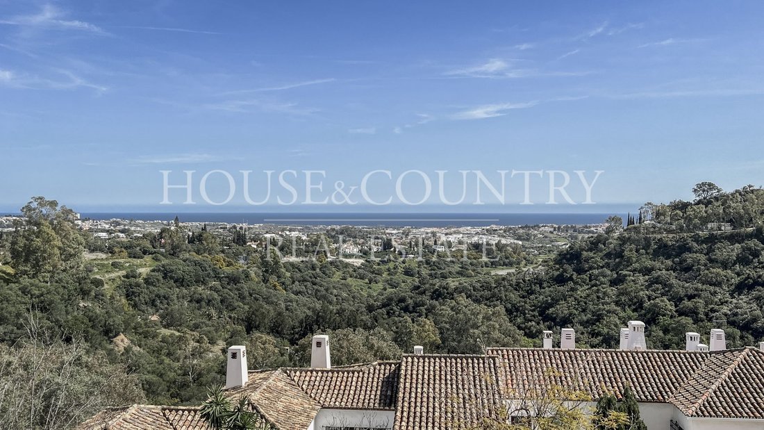 Land in Benahavis, Andalusia, Spain 1 - 17947238
