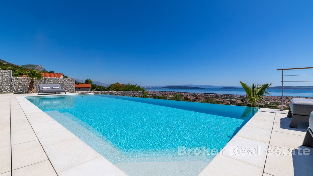 Villa in Miljevac, Split-Dalmatia County, Croatia 1 - 17947208