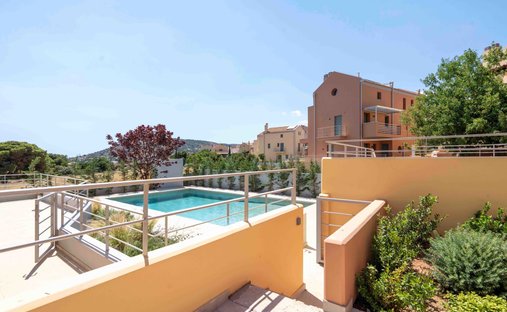 Apartment in Kalyvia Thorikou, Attica, Greece 1