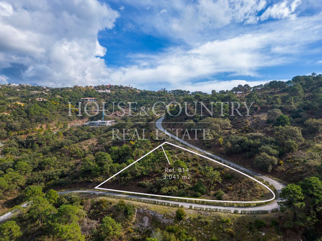 Land in La Zagaleta, Benahavis, Andalusia 2 - 17947247
