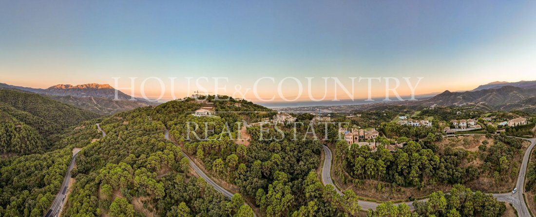 Land in La Zagaleta, Benahavis, Andalusia 2 - 17947258