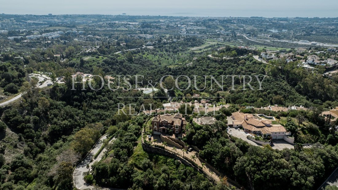 Land in Benahavis, Andalusia, Spain 5 - 17947238