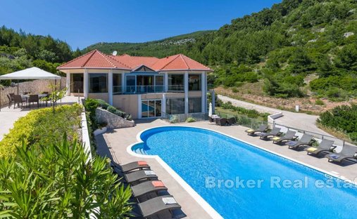 Villa a Vallegrande, Regione raguseo-narentana, Croazia 1