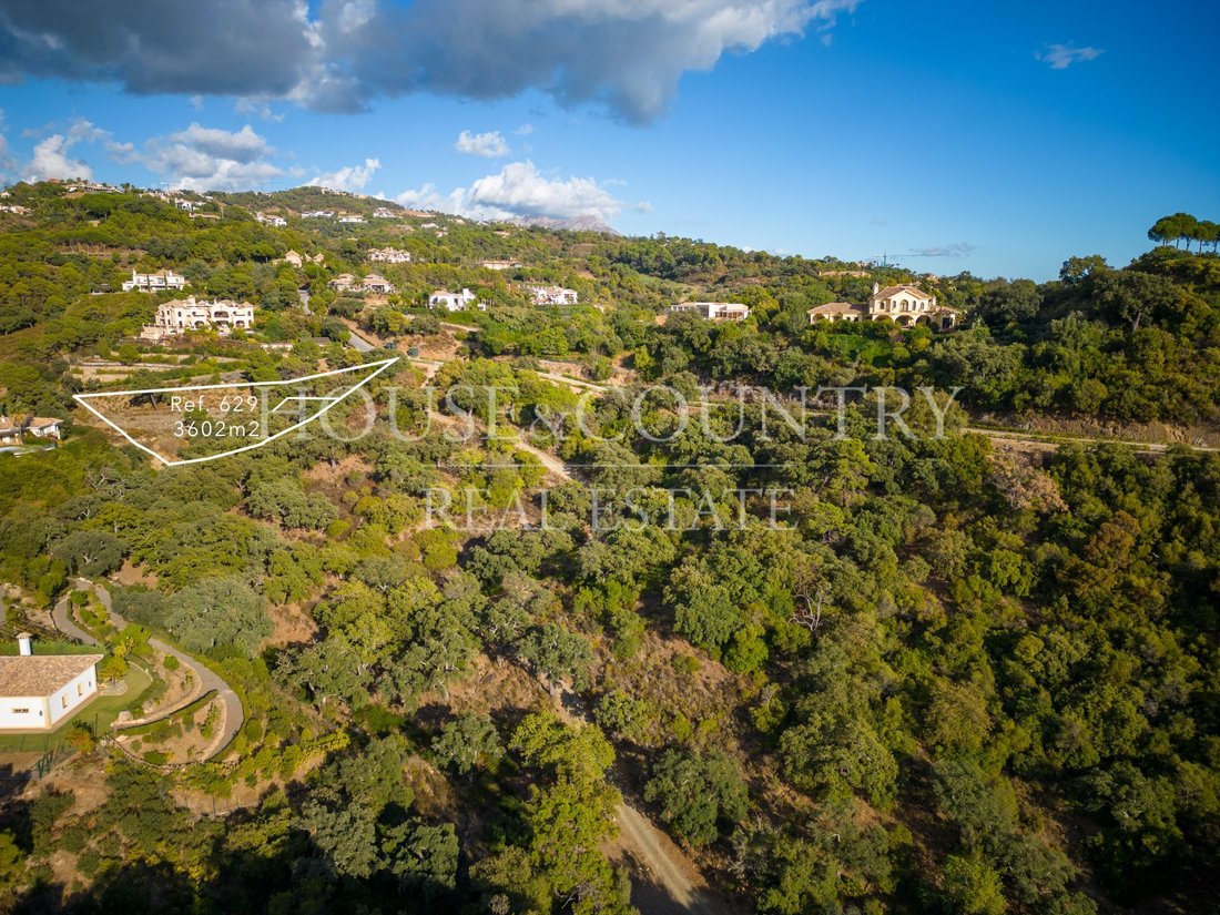 Terreno a La Zagaleta, Benahavís, Andalusia 4 - 17947254