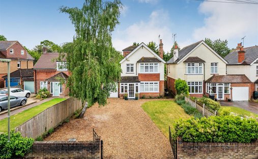 Haus in Hawks Hill, Fetcham, England 1