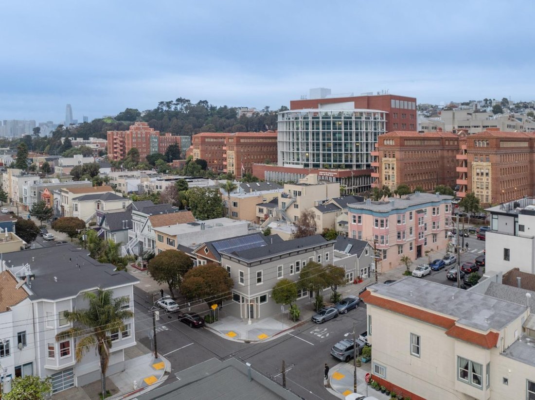 San Francisco, California, United States 2 - 17952862