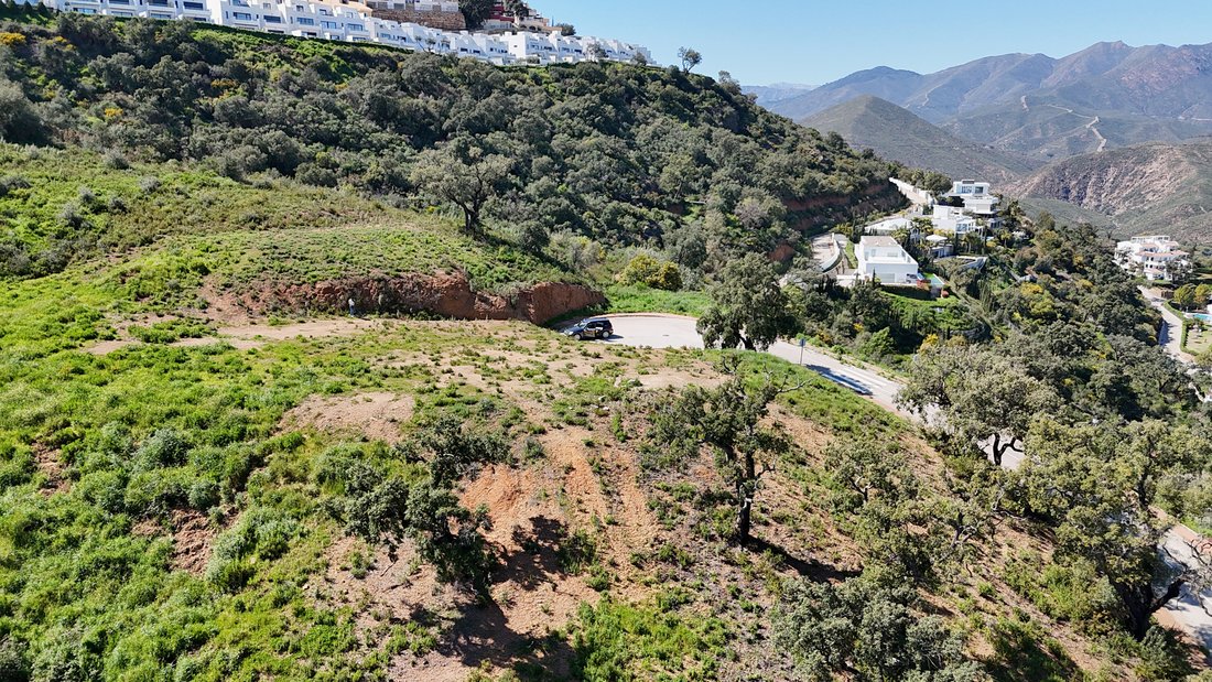 Land in Elviria-Cabopino, Marbella, Spain 5 - 17947317