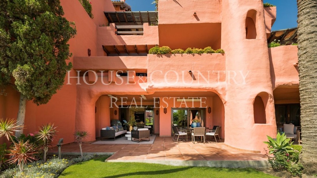 Apartment in Gualdalmansa, Estepona, Andalusia 1 - 17947873