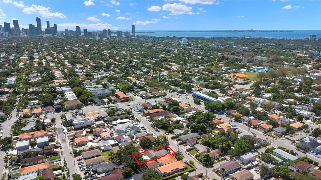 House in Miami, Florida, United States 1 - 17953318