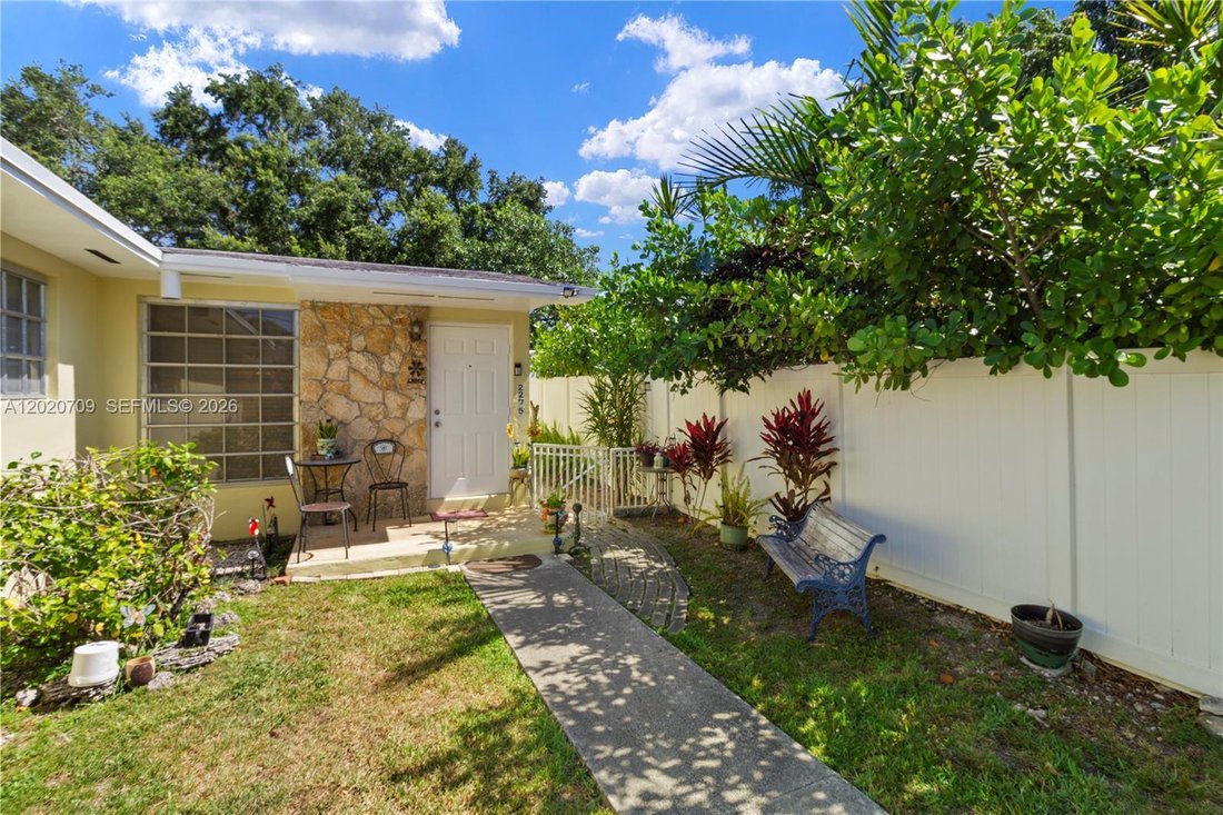 House in Miami, Florida, United States 3 - 17953318