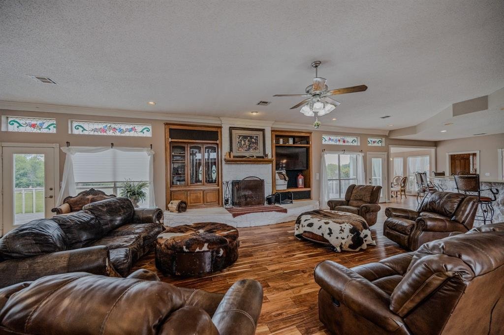 Farm Ranch in Canton, Texas, United States 4 - 17952318
