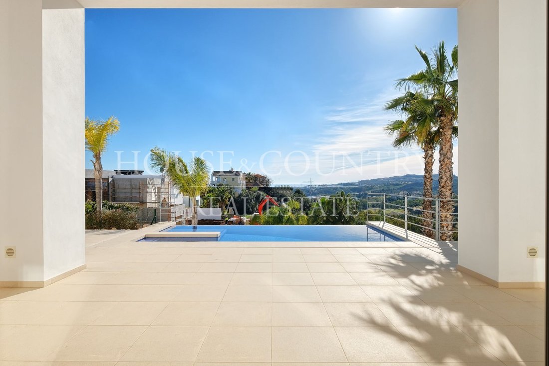Villa in Benahavis, Andalusia, Spain 5 - 17947611