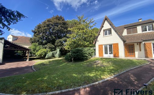 House in Est, Saint-Germain-les-Arpajon, France 1