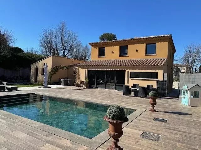 House in Centre Ville, Saint-Maximin-la-Sainte-Baume, France 1 - 17953115