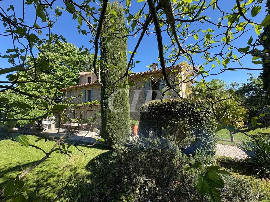 Country House in Trets, Provence-Alpes-Côte d'Azur, France 5 - 17948763