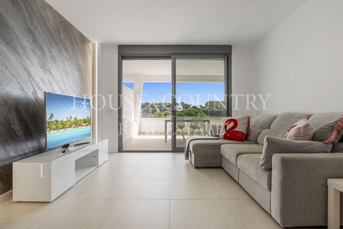 Apartment in Estepona, Andalusia, Spain 2 - 17947814
