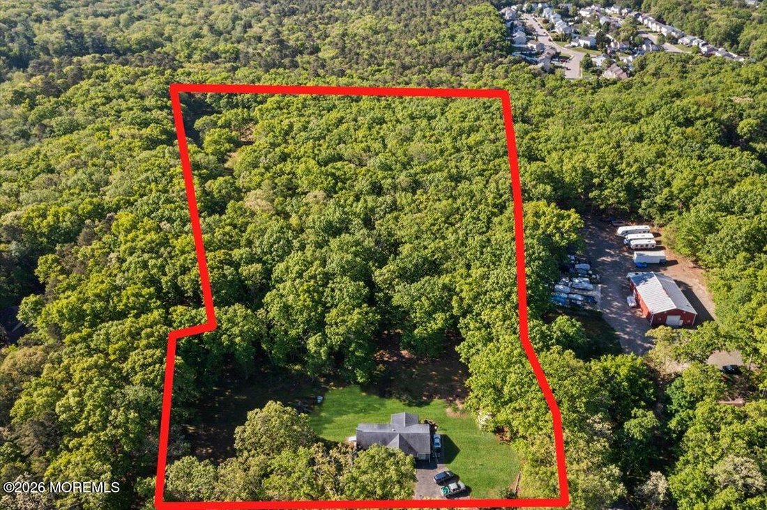 House in Howell Township, New Jersey, United States 1 - 17951452