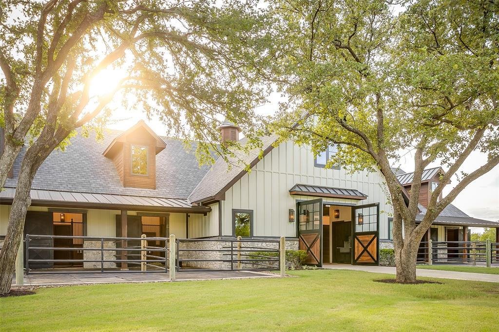 Farm Ranch in Keller, Texas, United States 3 - 17952543
