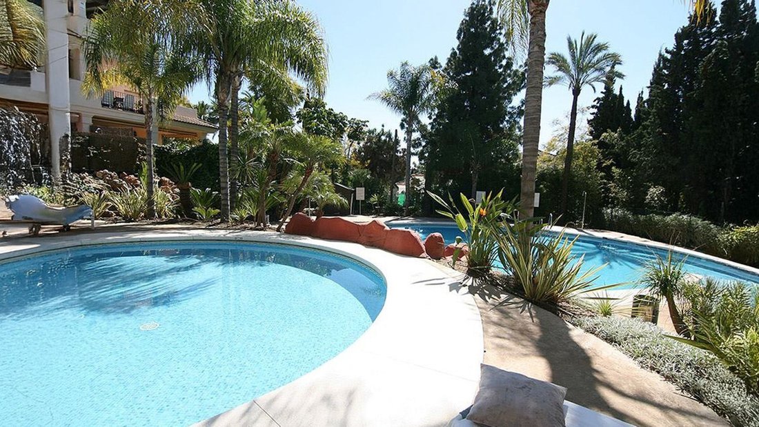 Apartment in Nueva Andalucia, Marbella, Spain 2 - 17947509