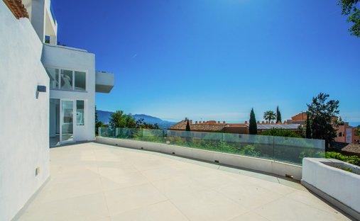 Apartment in Elviria-Cabopino, Marbella, Spain 1