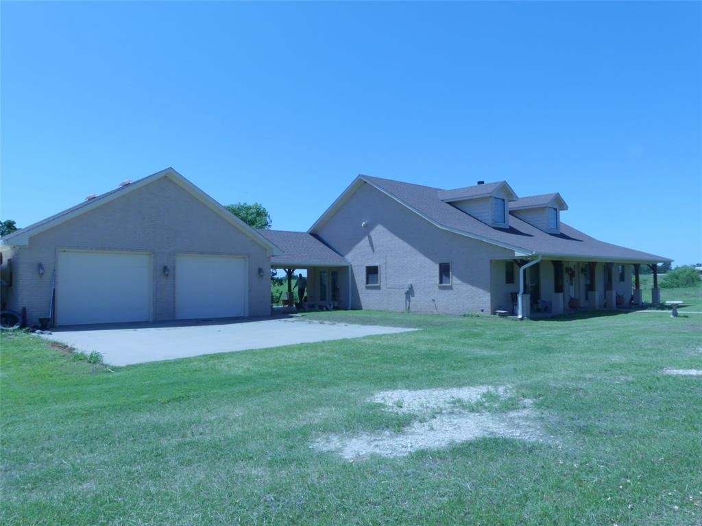 Farm Ranch in Forestburg, Texas, United States 3 - 17952285