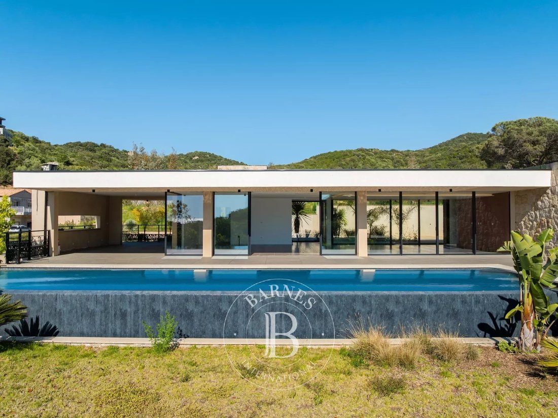 Villa in Grosseto-Prugna, Corsica, France 1 - 17949384