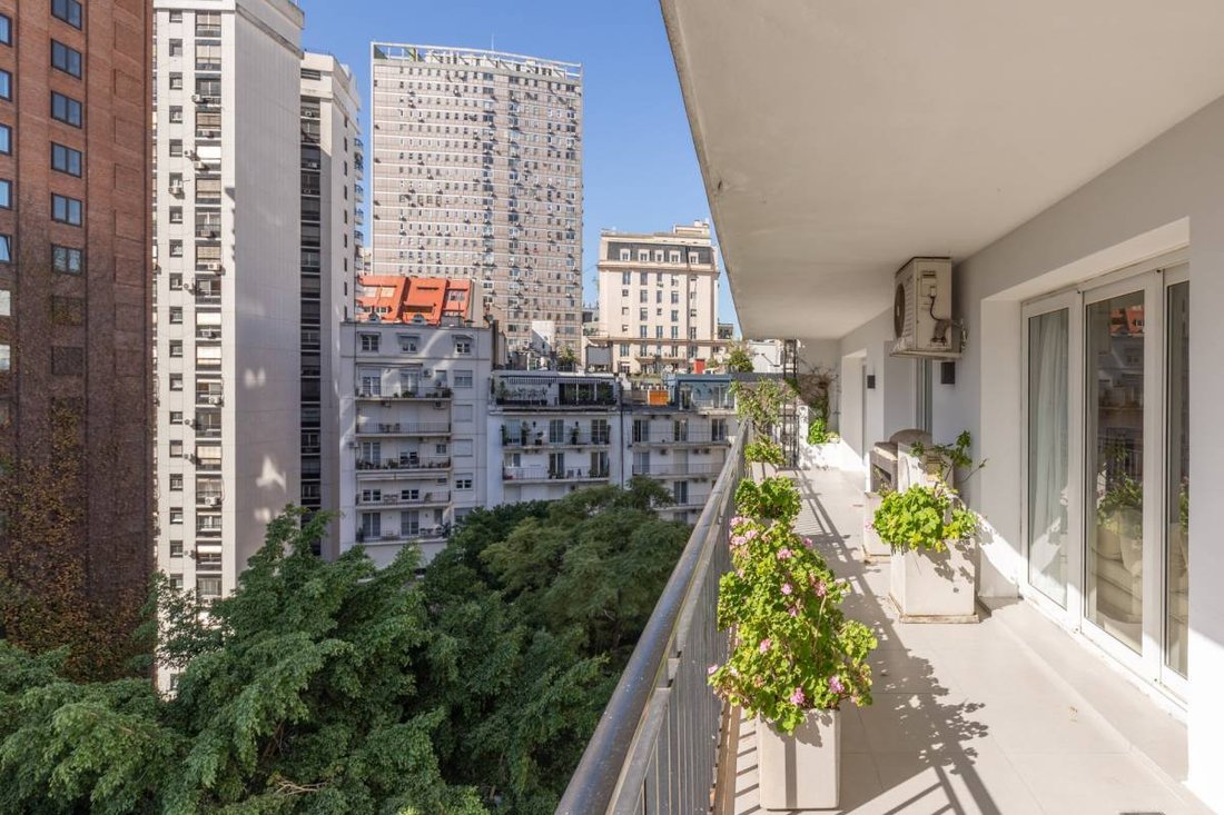 Apartment in Buenos Aires, Buenos Aires, Argentina 1 - 17953557