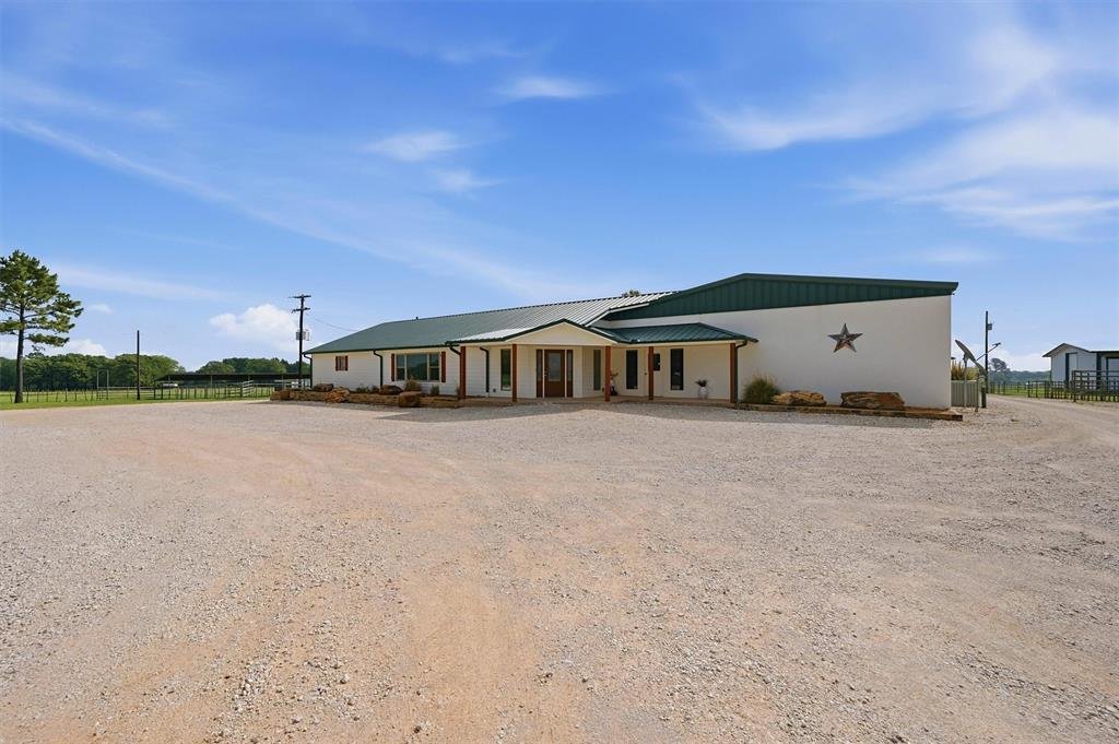 Farm Ranch in Whitesboro, Texas, United States 3 - 17952582