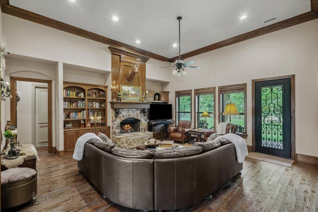 Farm Ranch in Grand Saline, Texas, United States 5 - 17952093