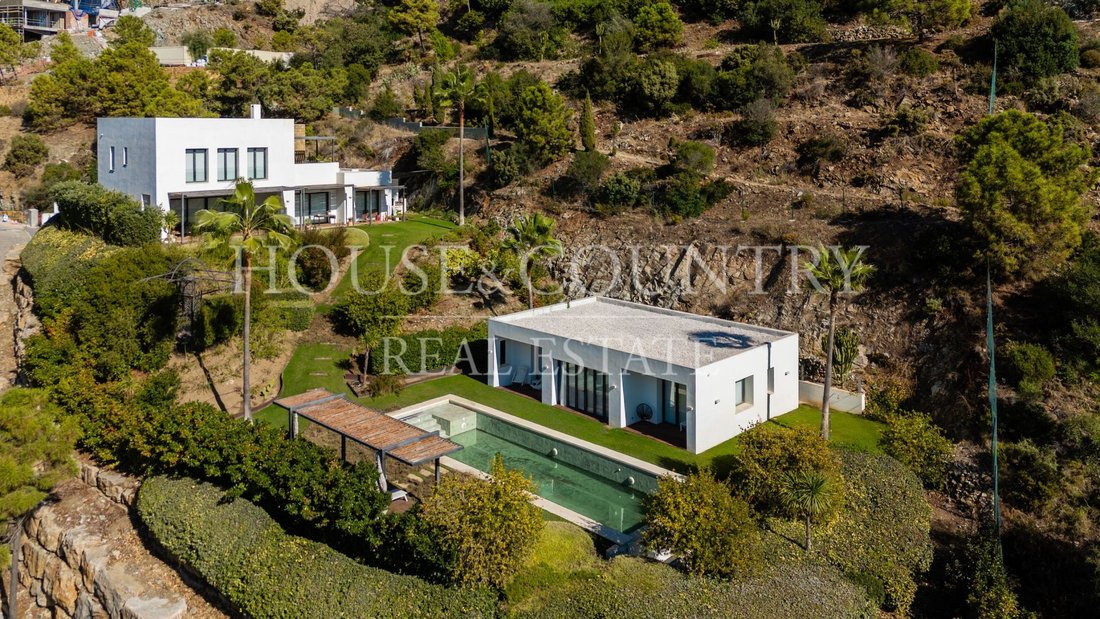 Villa in Benahavis, Andalusia, Spain 1 - 17947591