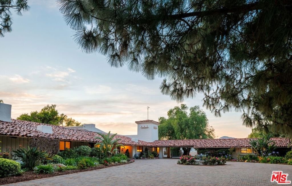 House in Agoura Hills, California, United States 1 - 17953744