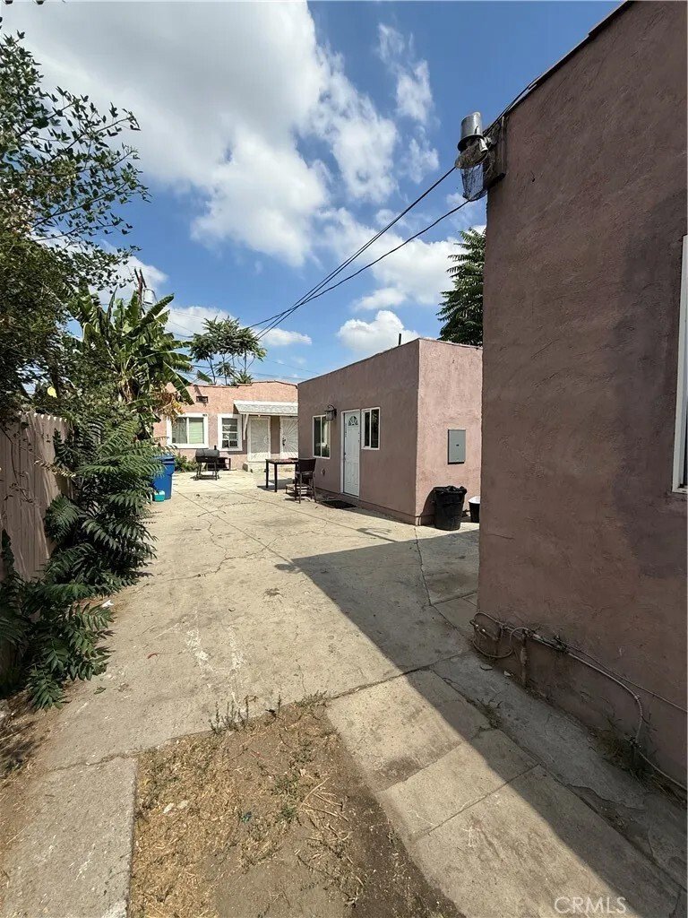Los Angeles, California, United States 2 - 16524906