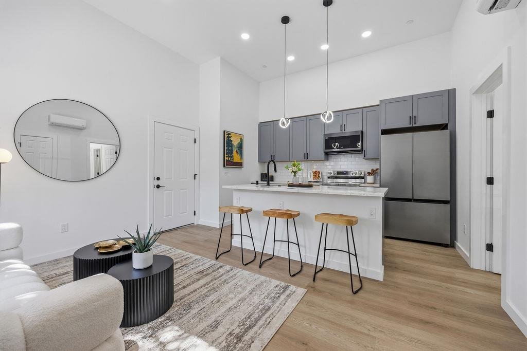 San Francisco, California, United States 3 - 17952862