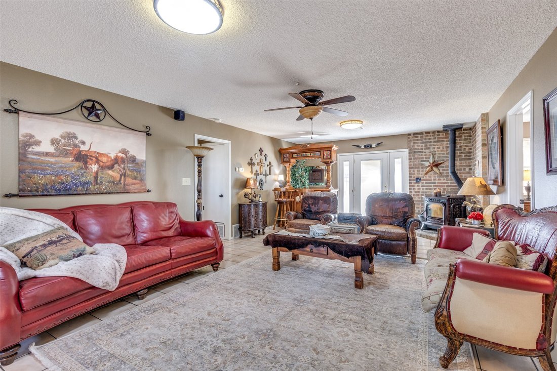 House in Chico, Texas, United States 4 - 17949531