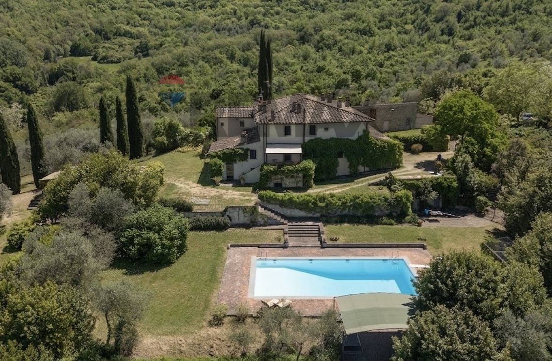 House in Rignano sull'Arno, Tuscany, Italy 2 - 17955244