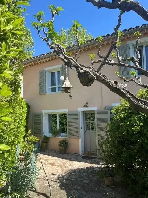 House in Montfort-sur-Argens, Provence-Alpes-Côte d'Azur, France 1 - 17953142