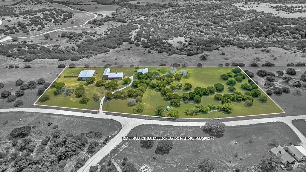 Farm Ranch in Meridian, Texas, United States 3 - 17952395