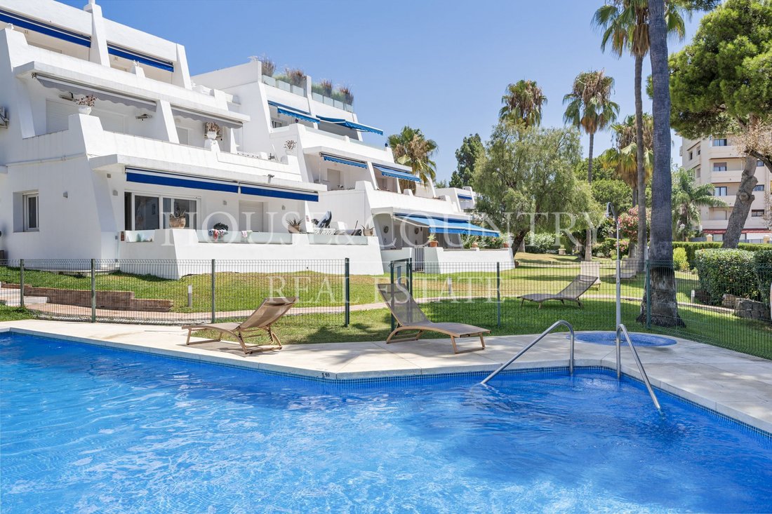 Apartment in Puerto Banus, Marbella, Spain 1 - 17947865