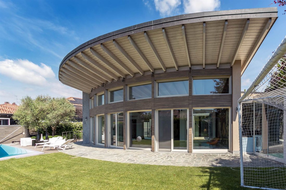 Villa in Carugate, Lombardy, Italy 4 - 17954246