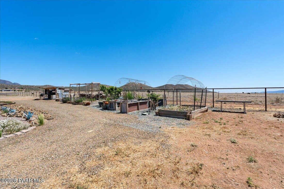 Prescott Valley, Arizona, United States 3 - 17948897