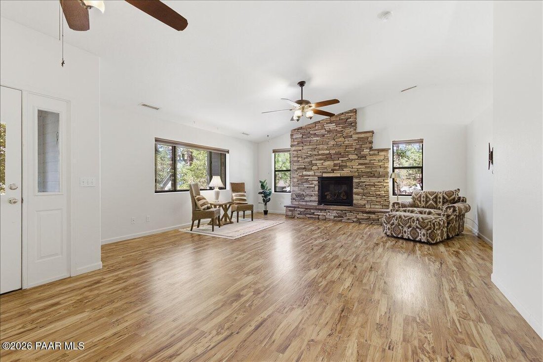 Prescott, Arizona, United States 2 - 17948867