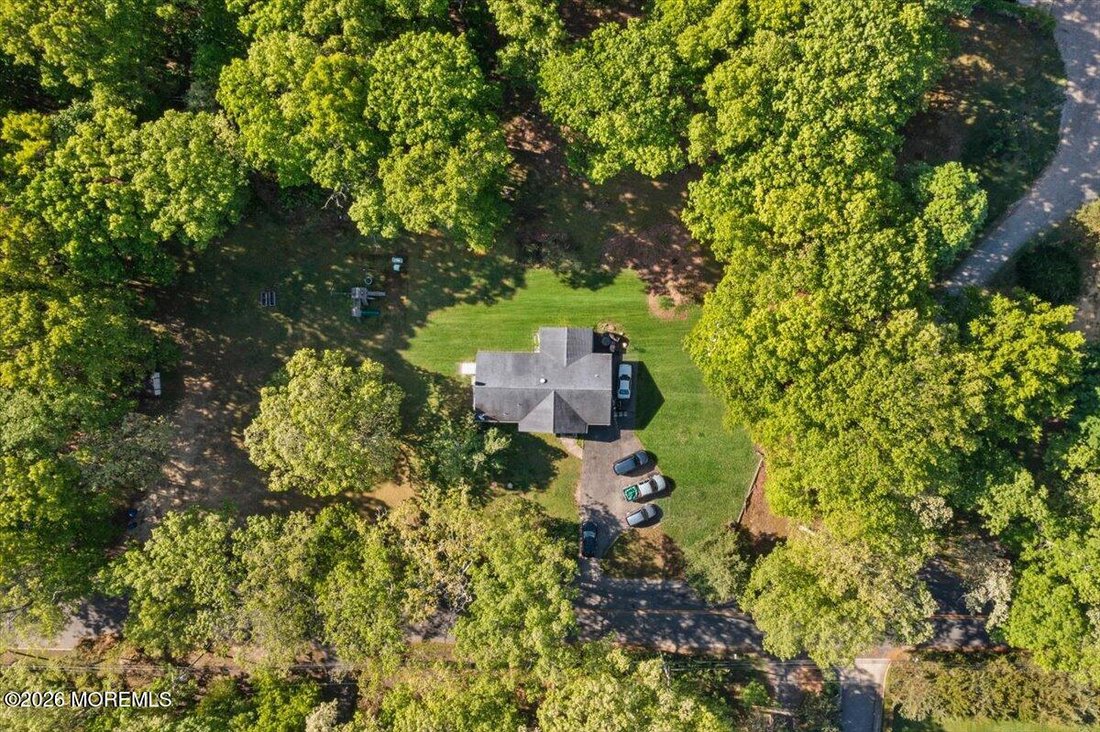 House in Howell Township, New Jersey, United States 4 - 17951452