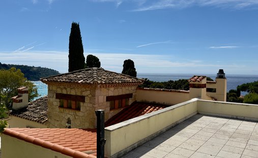 House in Cabbe-Saint Roman, Roquebrune-Cap-Martin, France 1