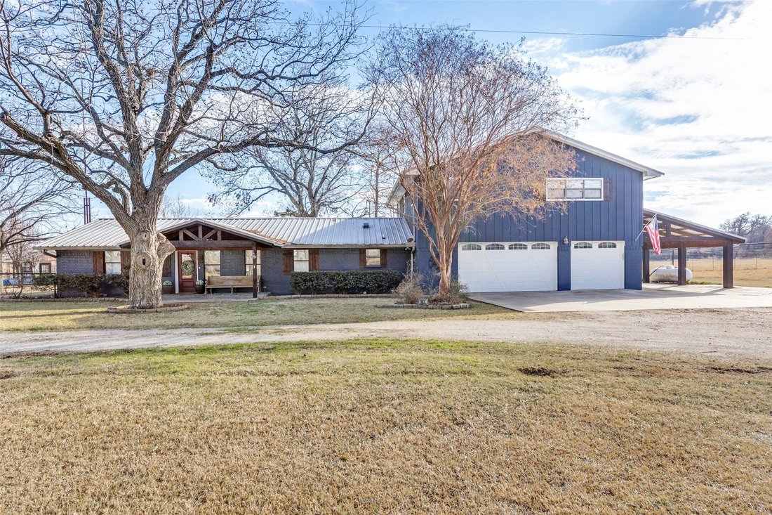 House in Chico, Texas, United States 1 - 17949531