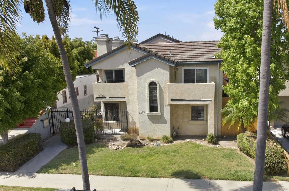 San Diego, California, United States 1 - 17953278